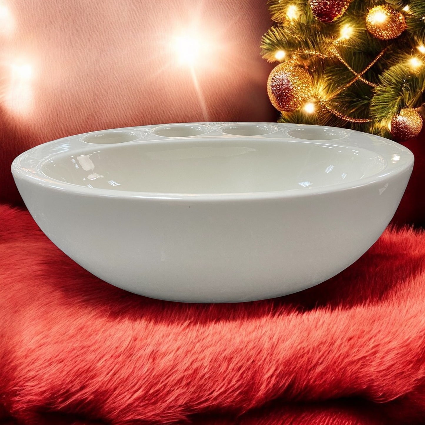 Ovale creme-weiße Keramik Adventsschale Tiziano Raveo mit 4 Öffnungen für Kerzen im Ambiente