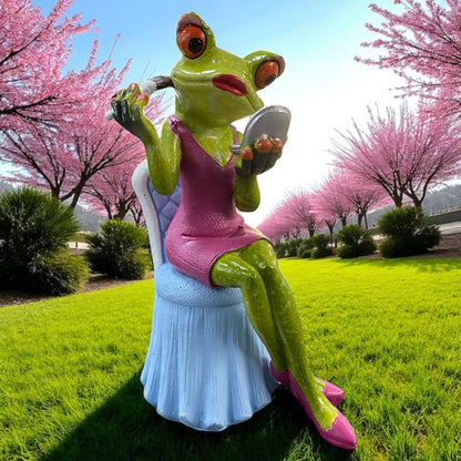 Formano Froschhausen Dekofigur Frosch Lady beim Schminken mit Puder im Ambiente