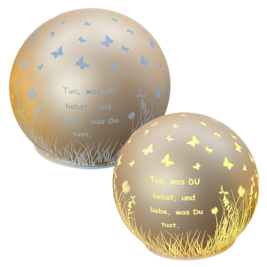 Formano LED Deko Kugel mit Spruch „Tue, was du liebst“ lachsfarben beleuchtet in zwei Größen 