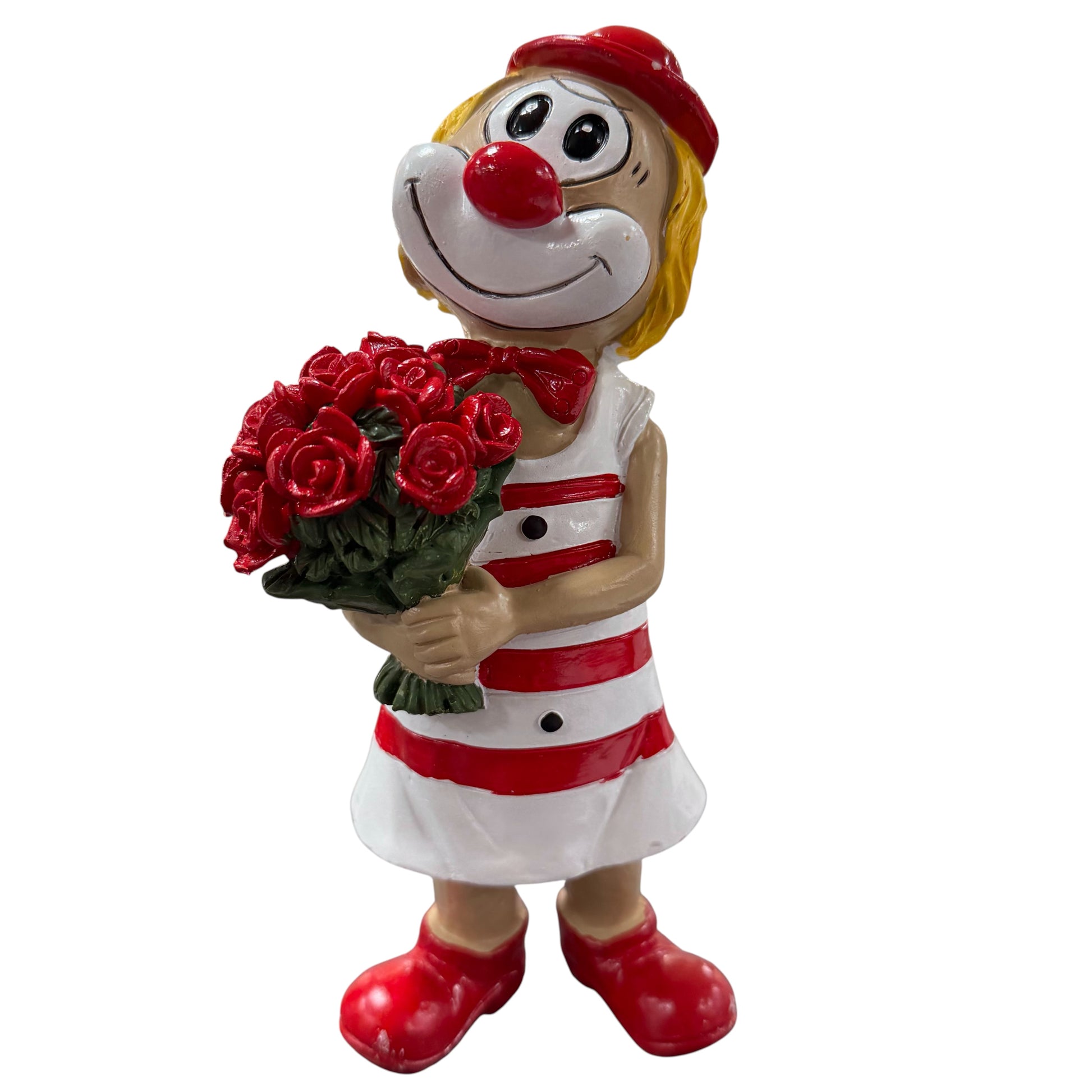 Große Clown-Dekofigur mit roter Nase in rot-weißem Outfit, ca. 20 cm groß, stehend dargestellt und einen Strauß roter Rosen haltend, vor weißem Hintergrund.