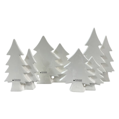 Mehrere creme-weiße Keramik Doppel-Tannenbäume in verschiedenen Größen von Tiziano