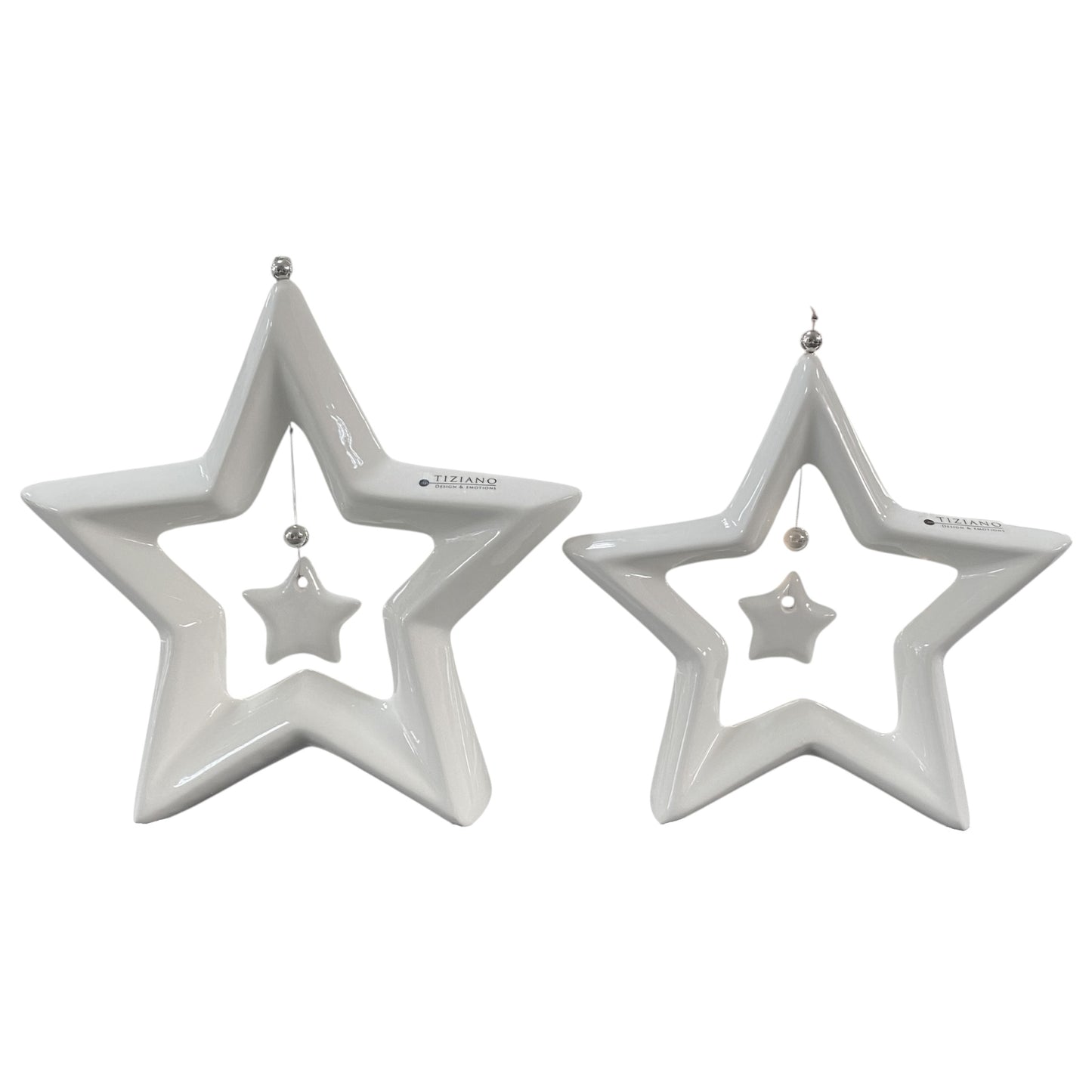 Zwei creme-weiße Keramik Sterne Saphira mit kleinem hängenden Stern in der Mitte